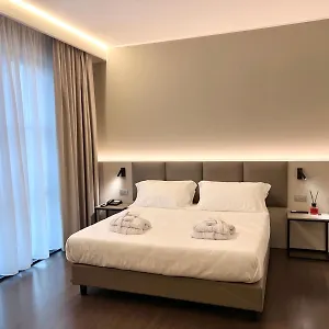 hotel-unico.it-lombardy.com/